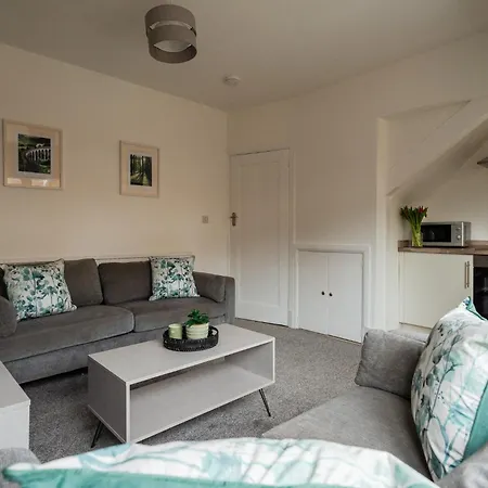 Buckingham House Horizon