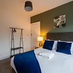 Buckingham House Horizon